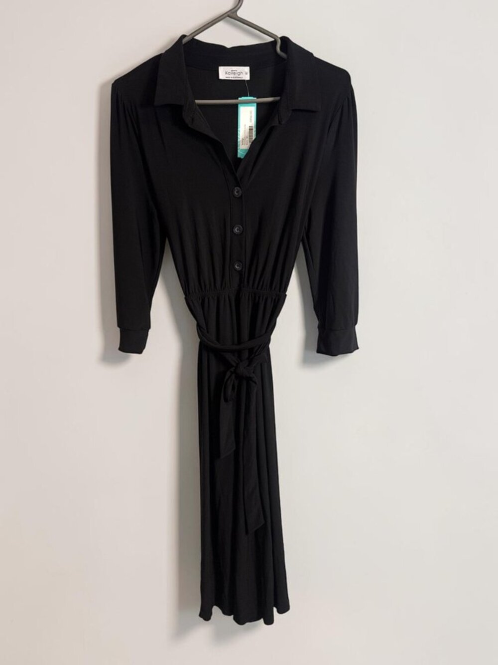 Kaileigh Romina Black Knit Midi Dress — New with Tags 🖤